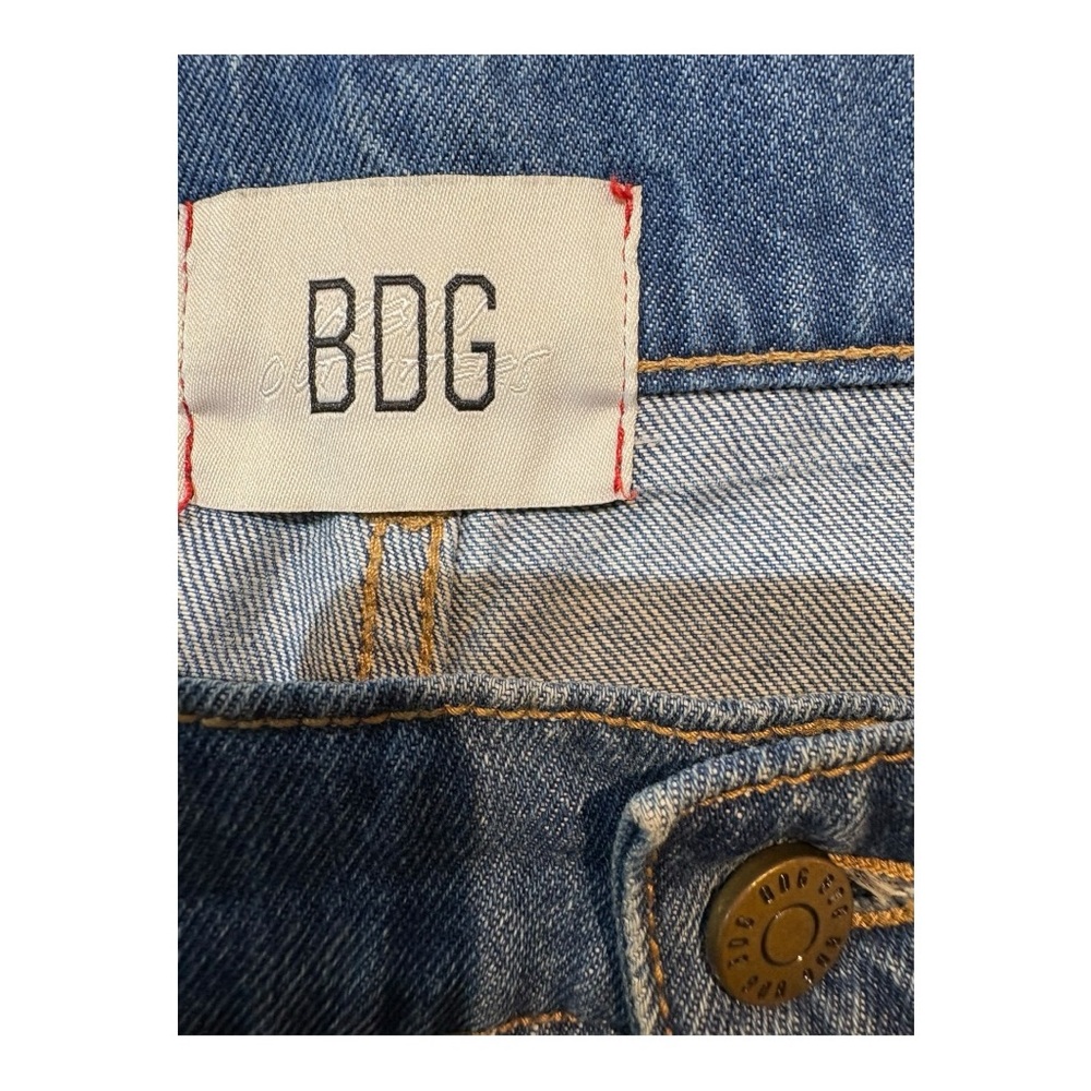 BDG Relaxed Fit Medium Wash Blue Denim Jeans. SIZE 29” - Picture 6 of 8